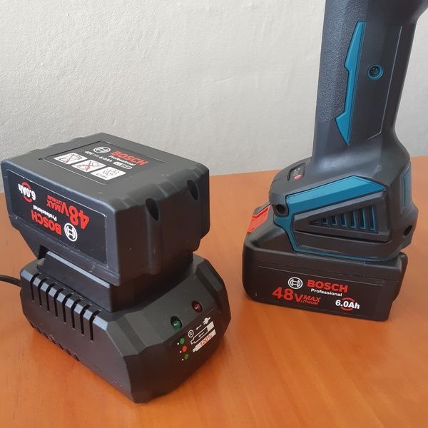 Акумуляторна болгарка Bosch GWX 48V-10C ( 48V, &Oslash;125 мм). УШМ Бош, кутова шліфмашина, турбинка GWX 48V-10C фото