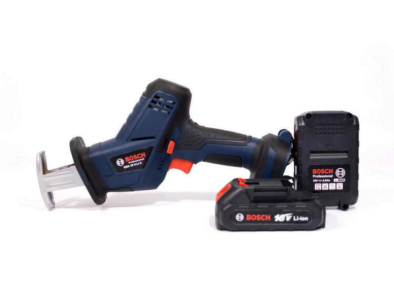 Акумуляторна шабельна пилка Bosch GSA 18V-LI C (18V 5.0Ah). АКБ пила Бош сабельная Bosch фото
