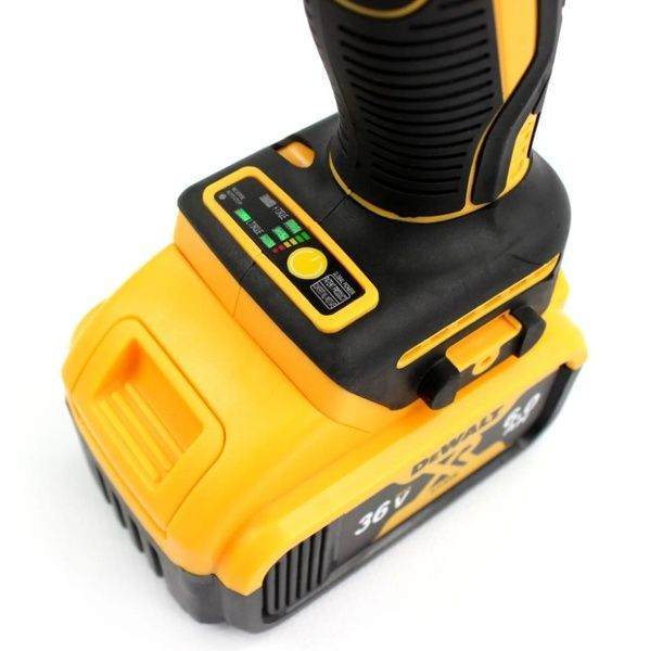 Акумуляторний гайковерт DeWalt DCF922D2T (36V, 6AH). АКБ гайковерт Девольт DCF922D2T фото