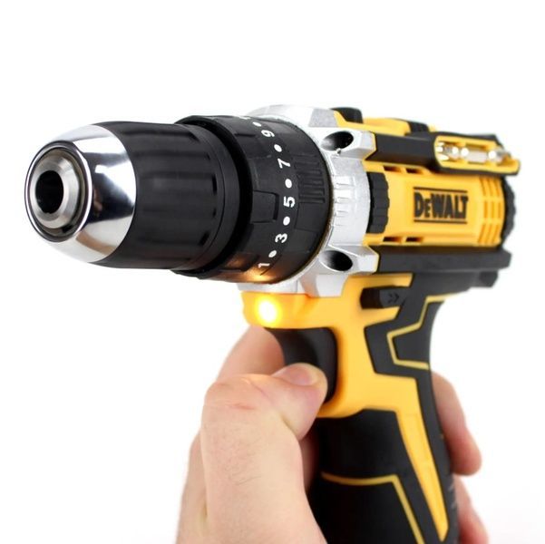 Ударний шуруповерт DeWALT DCD680 (12V 2AH) з великим набором інструментів (КІТ-9) Деволт КИТ-9 фото