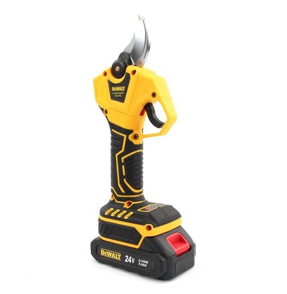 Набор 2в1 АКБ DeWalt 24V (Секатор DCMPP540P1 Digital + Телескопическая штанга 2.6м) 45633 фото