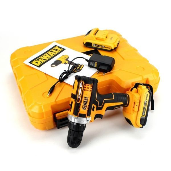 Шуруповерт DeWALT DCD771 (26V, 5AH) з великим набором інструментів. Дриль Деволт DCD771 26V, 5AH фото