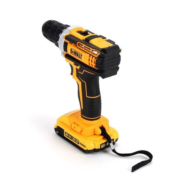 Шуруповерт DeWALT DCD771 (26V, 5AH) з великим набором інструментів. Дриль Деволт DCD771 26V, 5AH фото