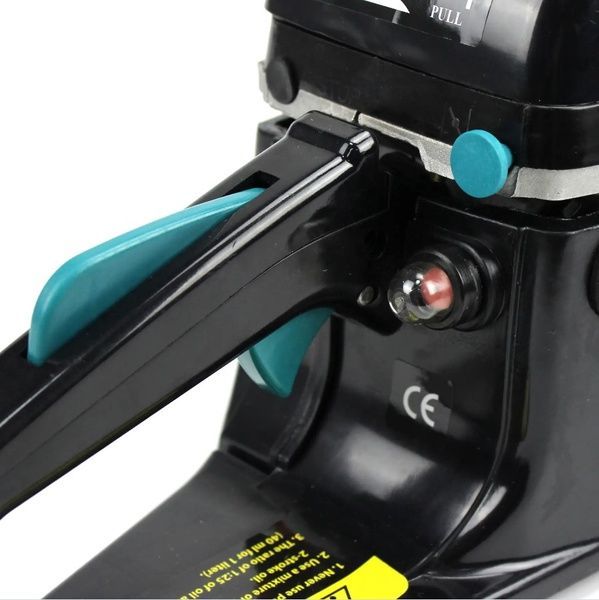 Бензопила Makita EA6100 P45E (шина 45 см, 3.8 кВт) Ланцюгова пила Макіта EA6100 фото