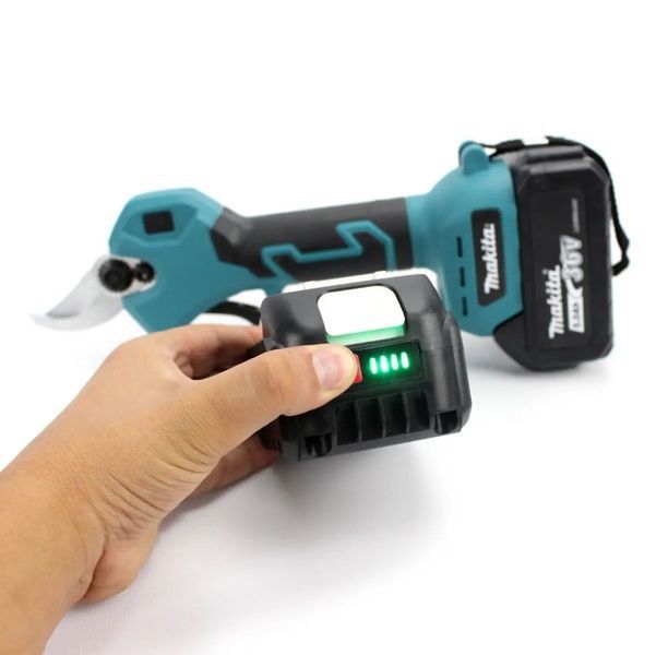 Аккумуляторный секатор Makita DUP 366Z (36V, 5AH), АКБ секатор Макита DUP 366Z фото