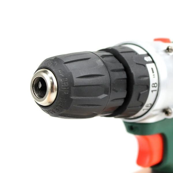 Акумуляторний шурупокрут Bosch PBA EasyDrill 1200 (12V, 2 Ah) з набором інструментів. АКБ шурупокрут Бош PBA 1200 фото
