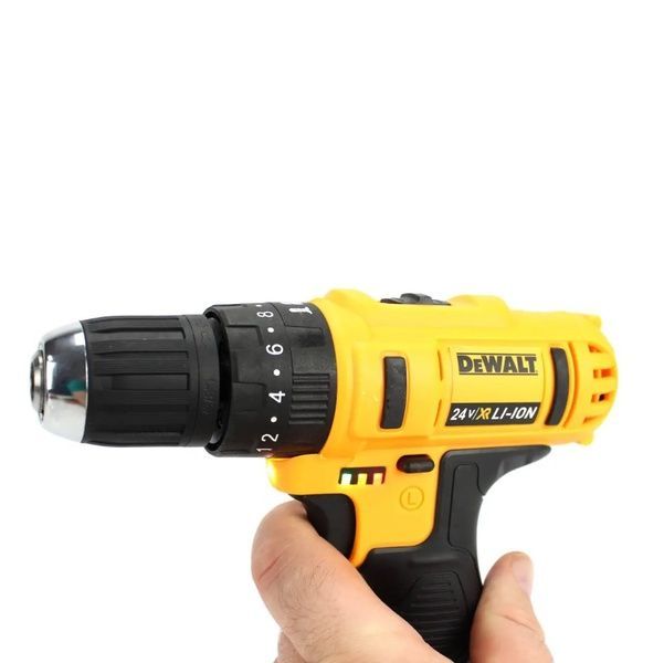 Ударний шуруповерт DeWALT DCD791 (24V, 4AH) з набором інструментів. Акумуляторний шуруповерт Деволт 0632 фото