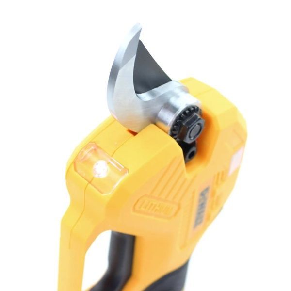 Акумуляторний секатор DeWalt DCMPP560P1 (24V, 5AH, 30мм) з індикатором заряду та різів + підсвічування DCMPP560P1 фото