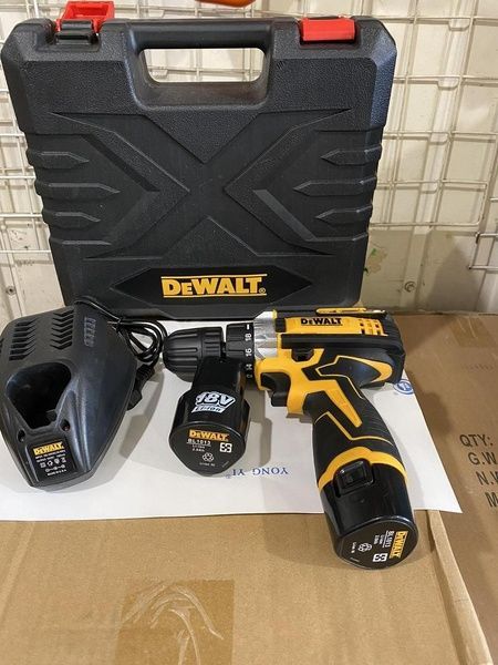 Шуруповерт акумуляторний DeWALT DCD680 (Шуруповерт ДеВолт з 2-ма акумуляторами) 10144 фото