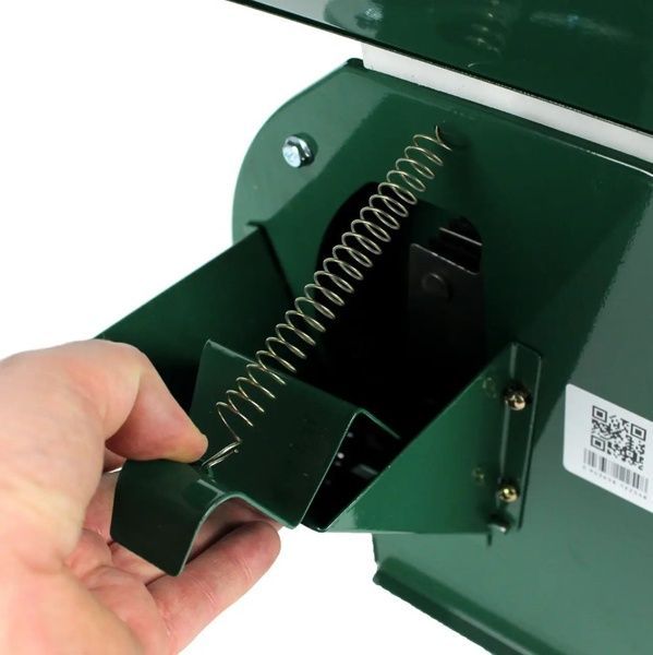 Зернодробилка + Млин Bosch BFS 4200 (4.2 кВт, 230 кг/ч). Кормоизмельчитель для зерна и корнеплодов BFS 4200 фото