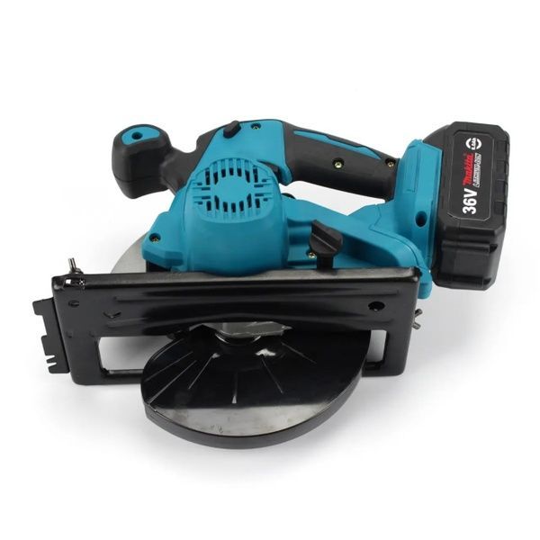 Аккумуляторная циркулярная пила Makita DHS680Z (36V, 6Ah). Циркулярка Макита циркулярная пила АКБ фото