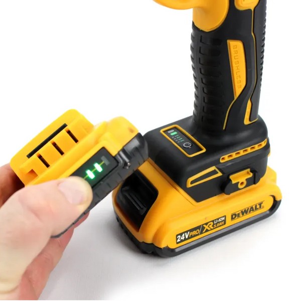 Акумуляторний секатор DeWalt DCMPP550P1 (24V, 5AH), АКБ секатор Девольт DeWalt DCMPP550P1  фото