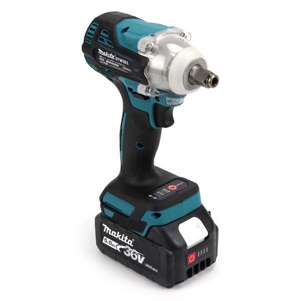 Акумуляторний гайковерт Makita DTW301 (36V, 5AH) із набором інструментів. АКБ гайковерт Макіта DTW301 фото