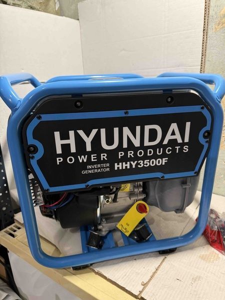 Инверторный бензиновый генератор HYUNDAI HHY3500F 3.0/3.5 кВт HHY3500F (3.0-3.5 кВт) фото