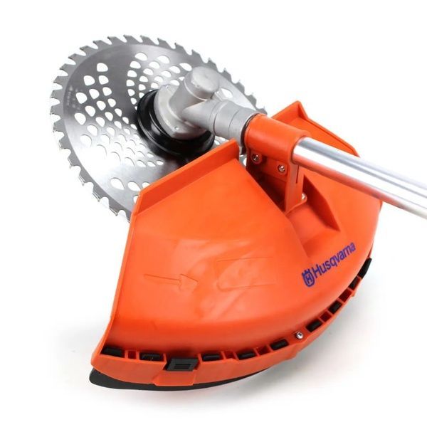 Мотокоса Husqvarna 331R (5,5 кВт, 2х тактный) Комплектация "Стандарт". Бензокоса Хускварна, триммер 331R фото